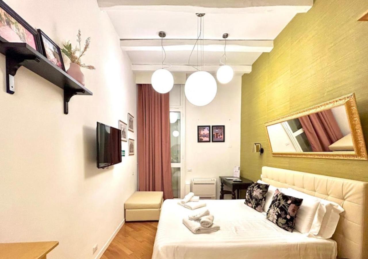 Vittoria Charme Apartment Roma Exterior foto